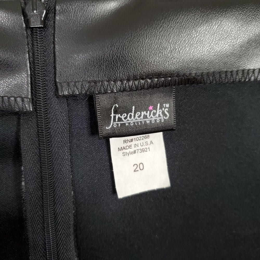 Frederick's of Hollywood Size 20 Skirt PVC Polyurethane Back Zip Pencil Black - Picture 3 of 4